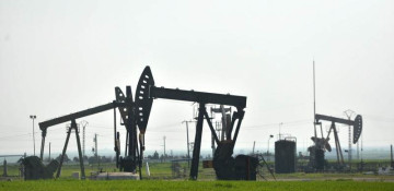 Oil prices jump on world markets