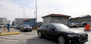 Russian negotiators arrive in Istanbul for peace talks with Ukraine