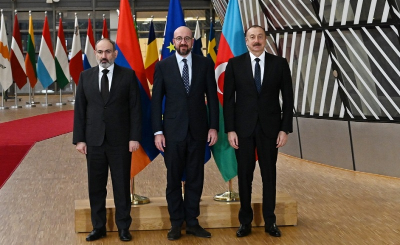Turkiye welcomes agreements reached by Azerbaijani, Armenian leaders in Brussels 