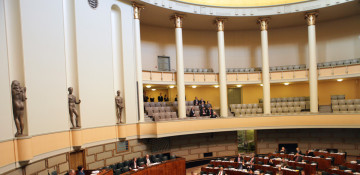 Finland, Parliament votes in favor of NATO membership