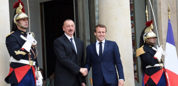 President Ilham Aliyev congratulates Emmanuel Macron on his re-election as President of France