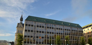 3 Norwegian diplomats have been expelled from Russia, Norway says