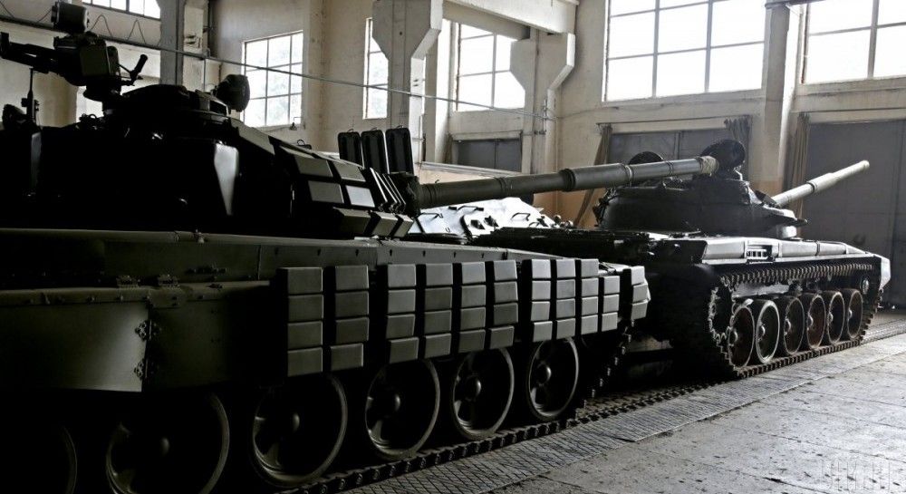 Poland supplies over 200 tanks, several dozen infantry carriers to Ukraine
