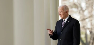 Biden expected to sign new $100 million weapons package for Ukraine, officials say