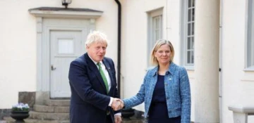 UK strikes security agreement with Sweden and Finland as NATO bids loom