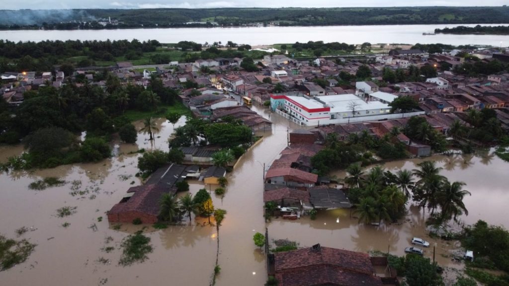 Death toll rises to 126 from Brazilian heavy rains