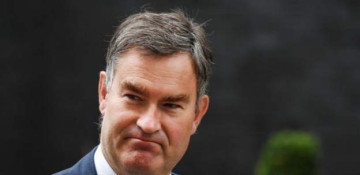 More than 100 votes against the UK PM will be bad news - former minister