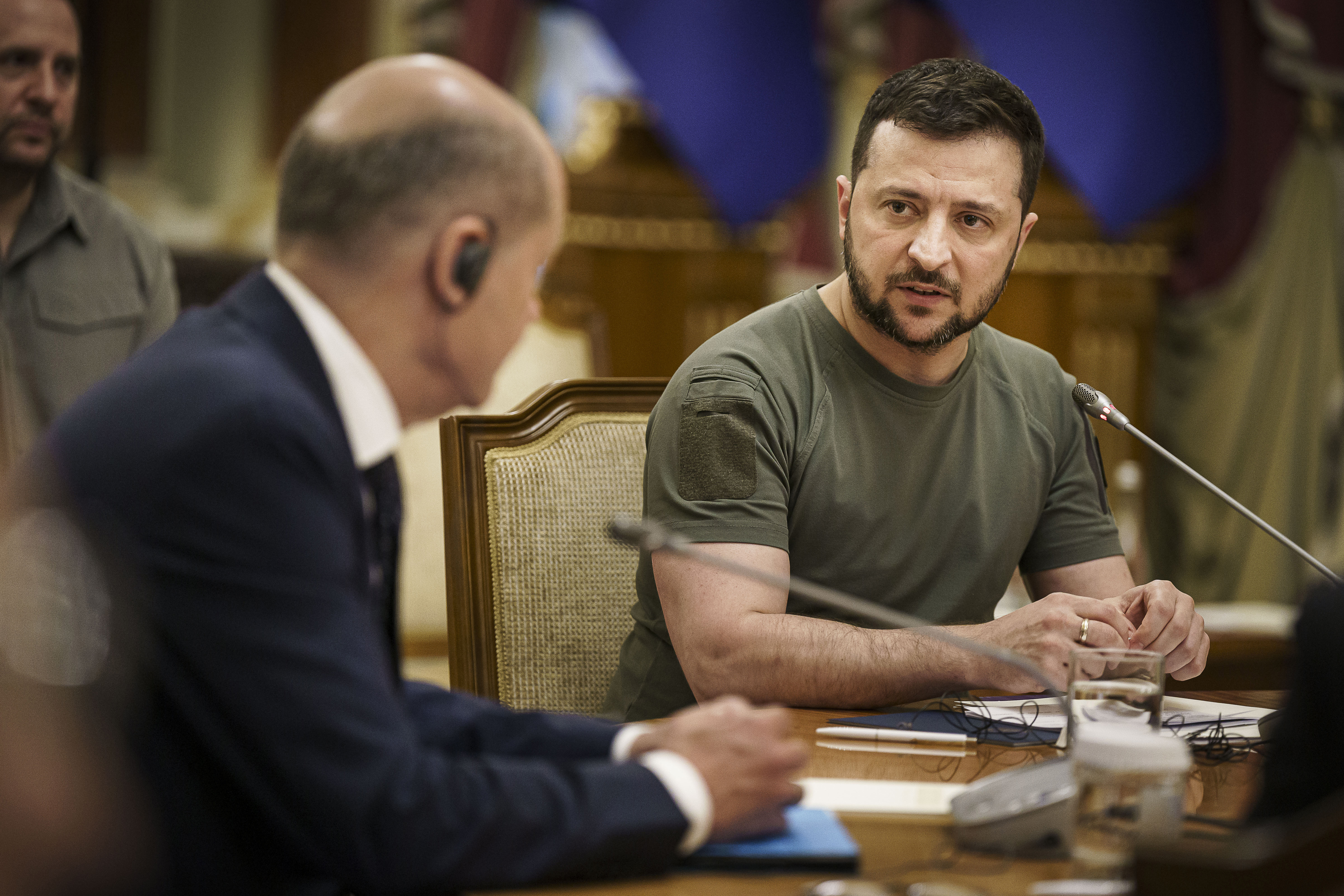 Zelensky says Ukraine is ready to work to join EU, but needs more powerful weapons to defeat Russians