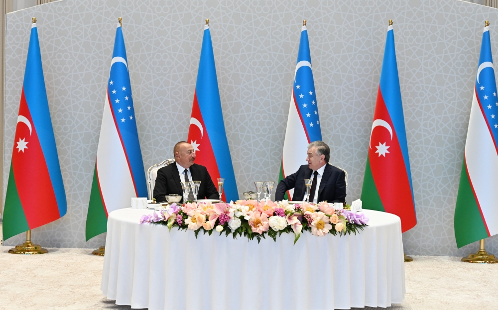 Official dinner was hosted in honor of President Ilham Aliyev