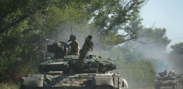 Ukrainian forces are withdrawing from Severodonetsk to 