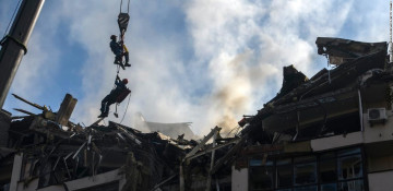 Ukrainian official urges civilians to 