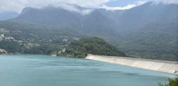 Azerbaijani experts inspect Sarsang reservoir (PHOTO) 
