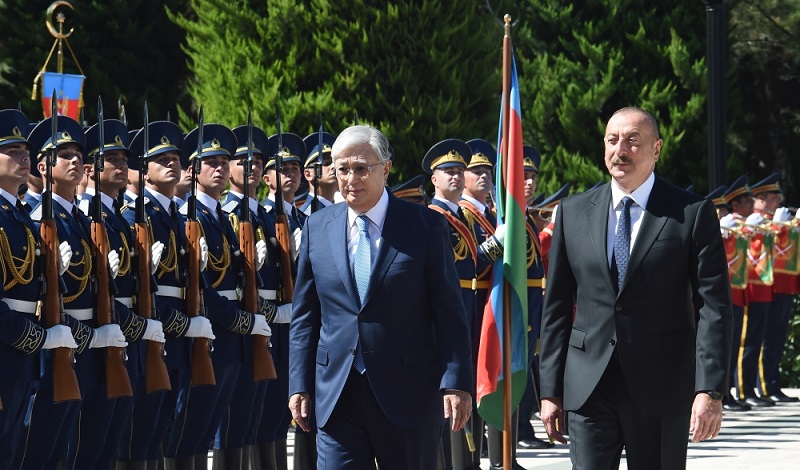 Official welcome ceremony held for Kazakh president in Azerbaijan 