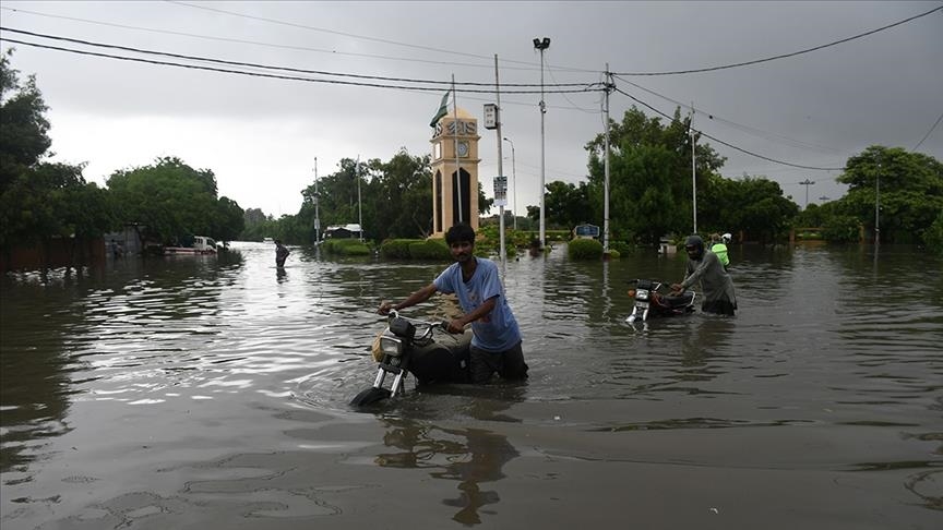 Pakistan declares national flood emergency