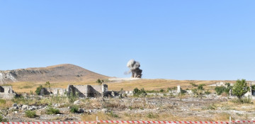 Foreign diplomats watch demining operation in Azerbaijan’s Fuzuli 