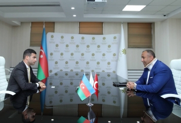 Chairman of Azerbaijan’s KOBIA meets with Turkish OYAK Group Companies President
