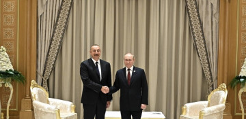 Russian President makes a phone call to Azerbaijani President 