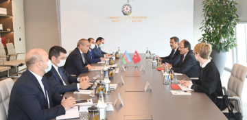 Azerbaijan, Türkiye explore ways of enhancing investment co-operation