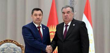 Kyrgyz leader urges calm after deadly conflict with Tajikistan