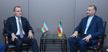 Azerbaijani, Iranian foreign ministers discuss regional situation 