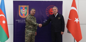 Azerbaijani, Turkish defense ministers hold phone talks