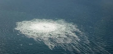 Blasts occurred near Nord Stream gas leaks, several seismologist confirm
