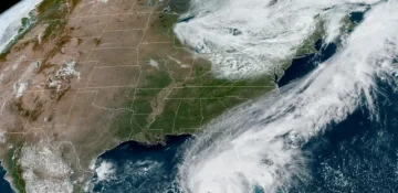 Hurricane Ian nears Florida with nearly Category 5 power