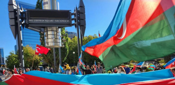 Azerbaijani community holds picket in Canada against Armenia's recent provocations