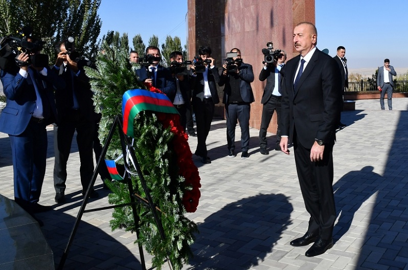 President Ilham Aliyev visits Ata-Beyit National Historical and Memorial Complex in Bishkek