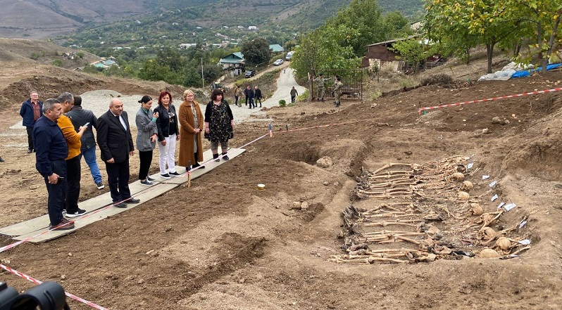 Foreign experts, NGO reps visit mass grave site in Azerbaijan's Edilli