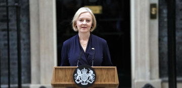 UK’s Truss resigns as prime minister after 44 days