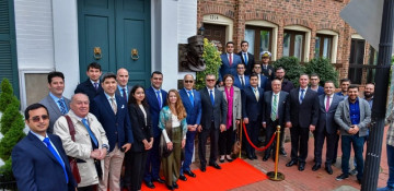 Memorial bas-relief to Azerbaijan`s great poet and playwright Huseyn Javid unveiled in Washington