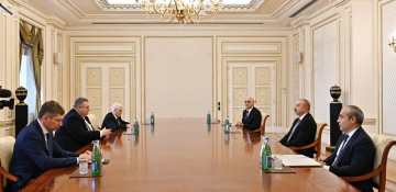 Azerbaijani president receives Russian deputy prime minister 