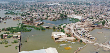 Death toll from Pakistan floods climbs to 1,739
