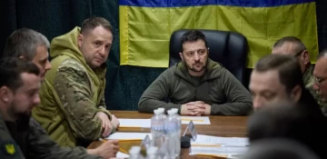 Zelensky snubs Russia as he addresses 'G19'