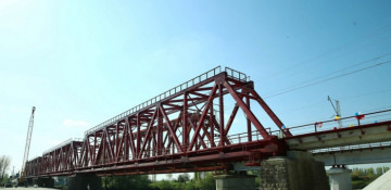 Azerbaijan: Construction of largest railway bridge on Hakari river continues (VIDEO)