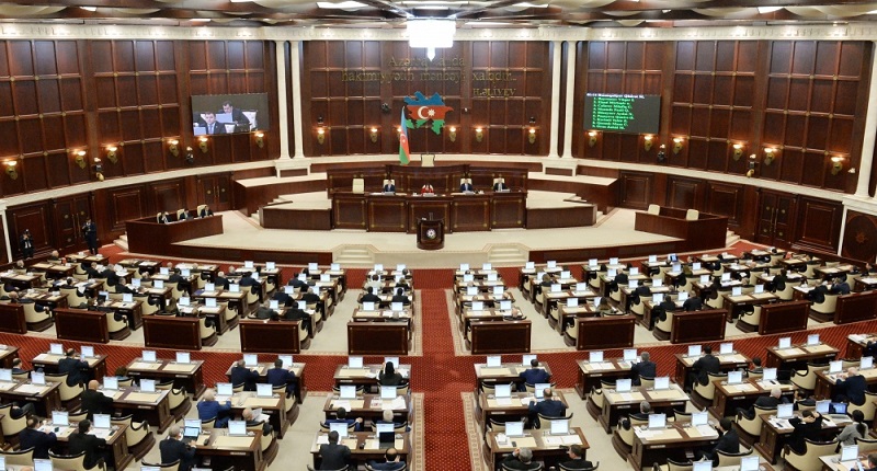 Azerbaijani parliament adopts bill on 2023 state budget in second reading