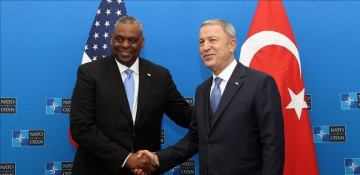 Turkish, US defense chiefs hold phone talks