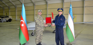 Deputy Defense Minister of Uzbekistan visited a military unit of the Azerbaijan Air Force (PHOTO)