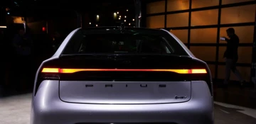 Toyota offers cheaper Prius if customers take software updates