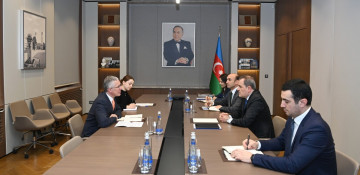 FM Bayramov met with UK's Ambassador to Azerbaijan