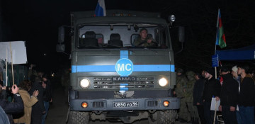 Russian peacekeepers' supply vehicle pass along Azerbaijan's Lachin road (PHOTO)