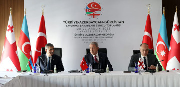 Defense Ministers of Azerbaijan, Türkiye, and Georgia held a trilateral meeting
