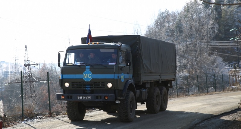Peaceful protester: Vehicles pass freely along Azerbaijan’s Lachin road on daily basis (VIDEO)