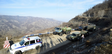 17 more supply vehicles of Russian peacekeepers pass unhindered through Lachin road