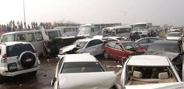 One killed, 15 injured in 17-vehicle pileup in central Iran
