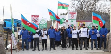 Azerbaijanis continue peaceful protests on Lachin road, call for end to ecocide