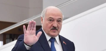 Lukashenko visits Russian troops stationed in Belarus