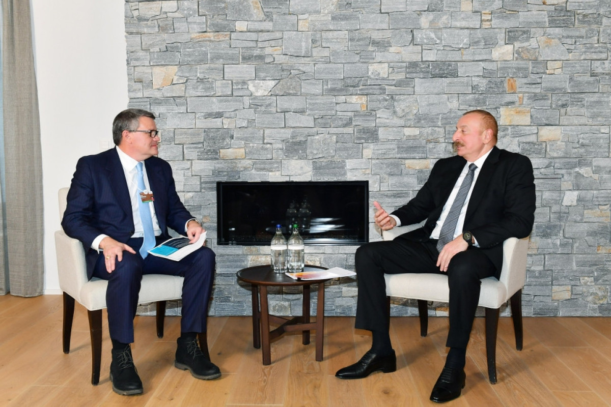 President Ilham Aliyev met with Senior Vice President and Global Innovation Officer for CISCO in Davos