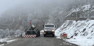 Russian peacekeepers’ vehicles pass through Lachin-Khankandi road without hindrance